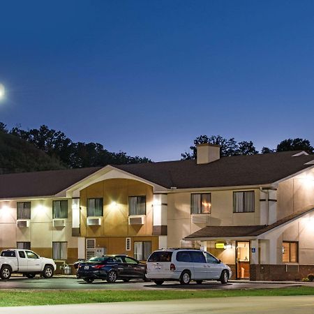 Super 8 By Wyndham Ripley Hotel Luaran gambar